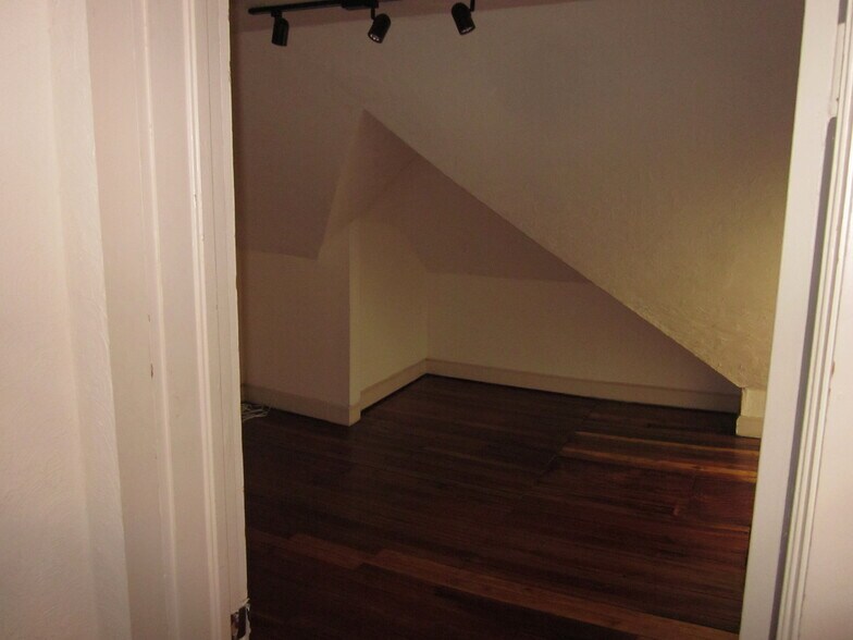 Building Photo - 1508 South St