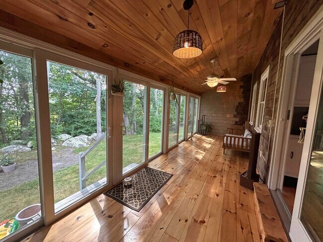 Building Photo - 41 Boulder Brook Dr