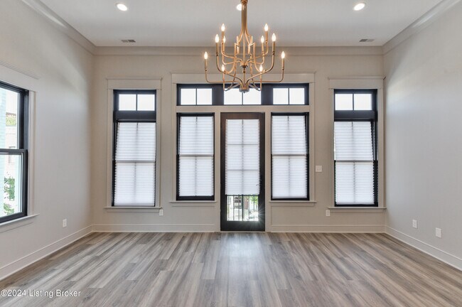 Building Photo - 10504 Meeting St