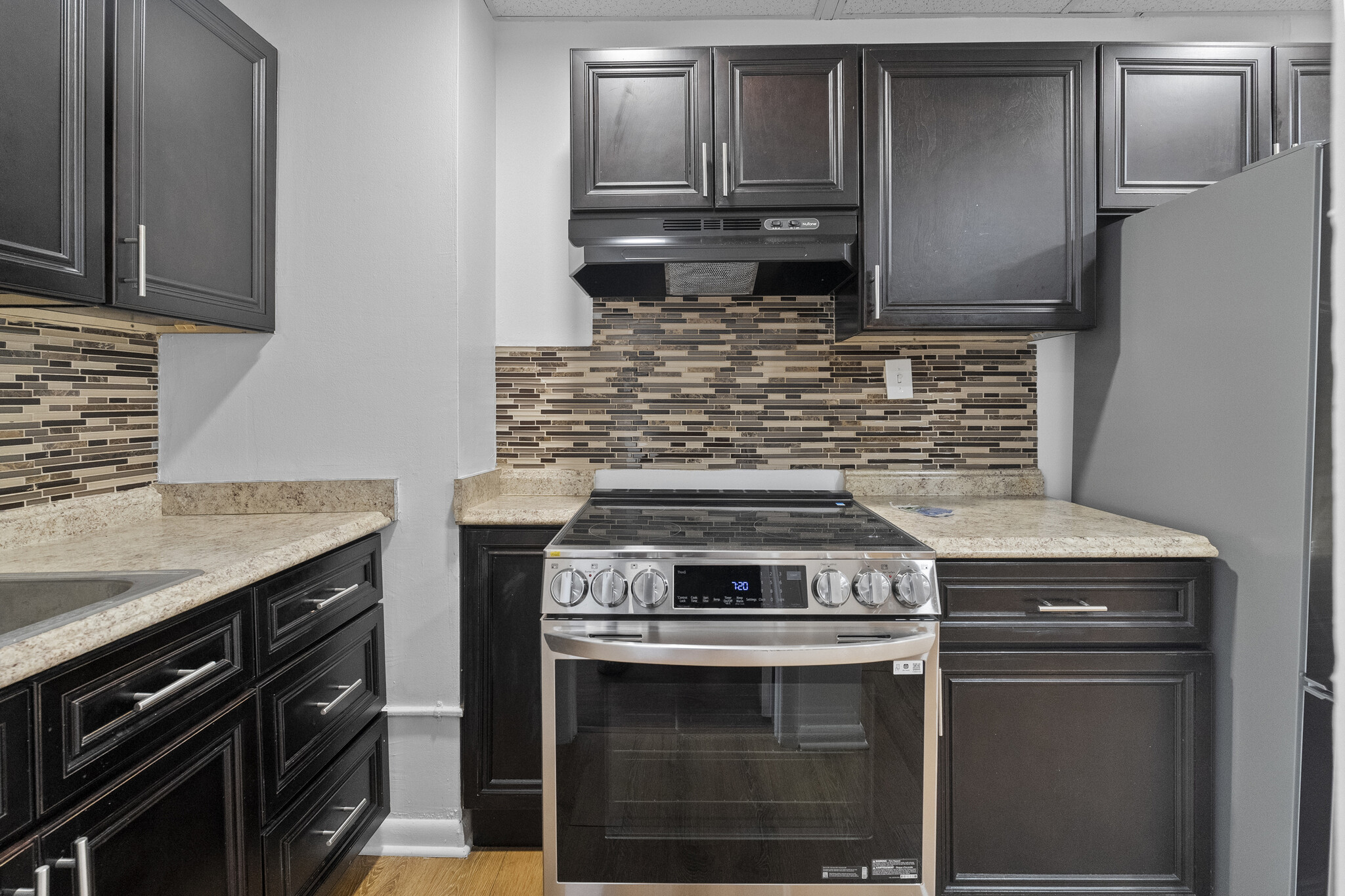 Building Photo - 2539 Saint Paul St