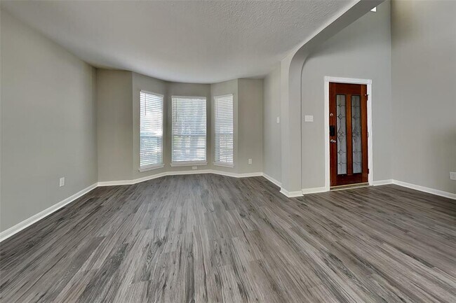 Building Photo - 3314 La Mer Ln