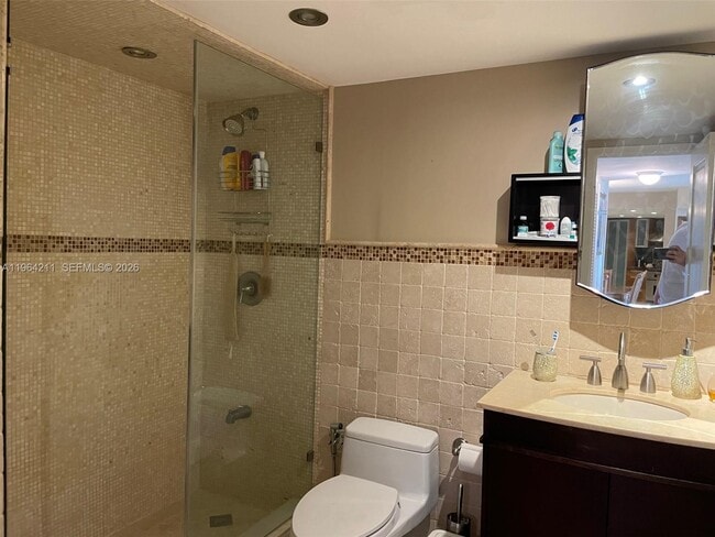 Building Photo - 3180 S Ocean Dr