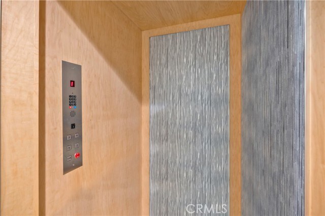 Building Photo - 332 Avenue E