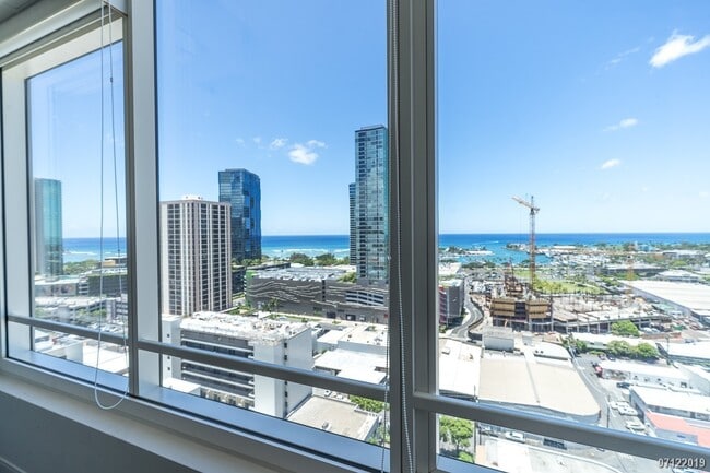 Building Photo - 1BR/1BA/DEN/1PKG - PACIFICA HONOLULU