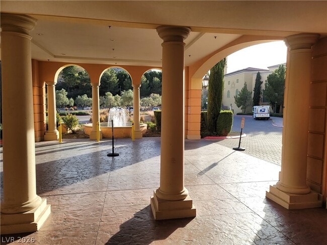 Building Photo - 30 Strada Di Villaggio