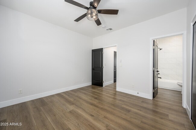Building Photo - 274 N Delaware St