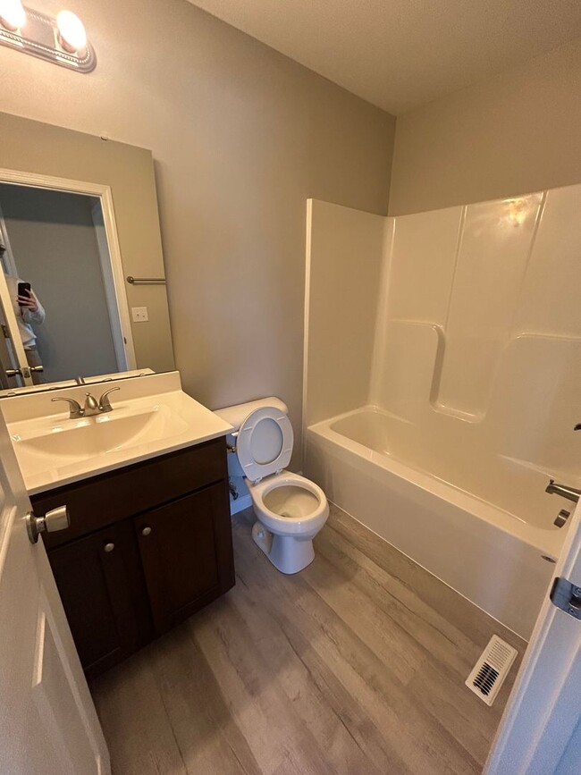 Building Photo - Single Family Home In Union MO