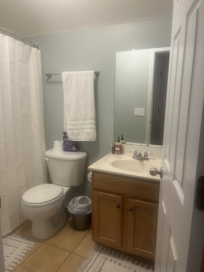 Building Photo - 343 Briarbend Rd