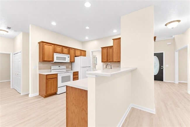 Building Photo - 3451 Leisure Ln