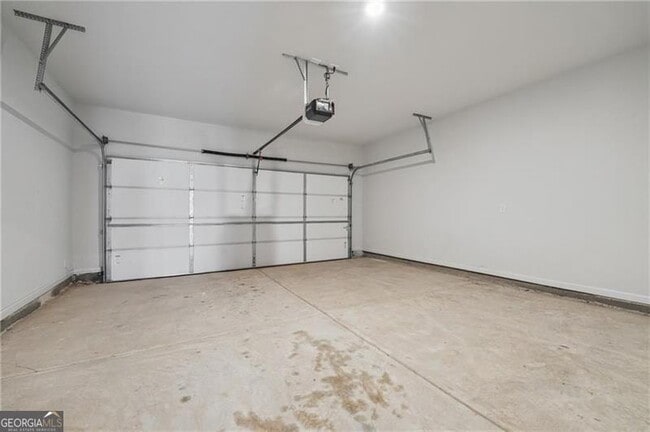 Building Photo - 5207 Canberra Dr