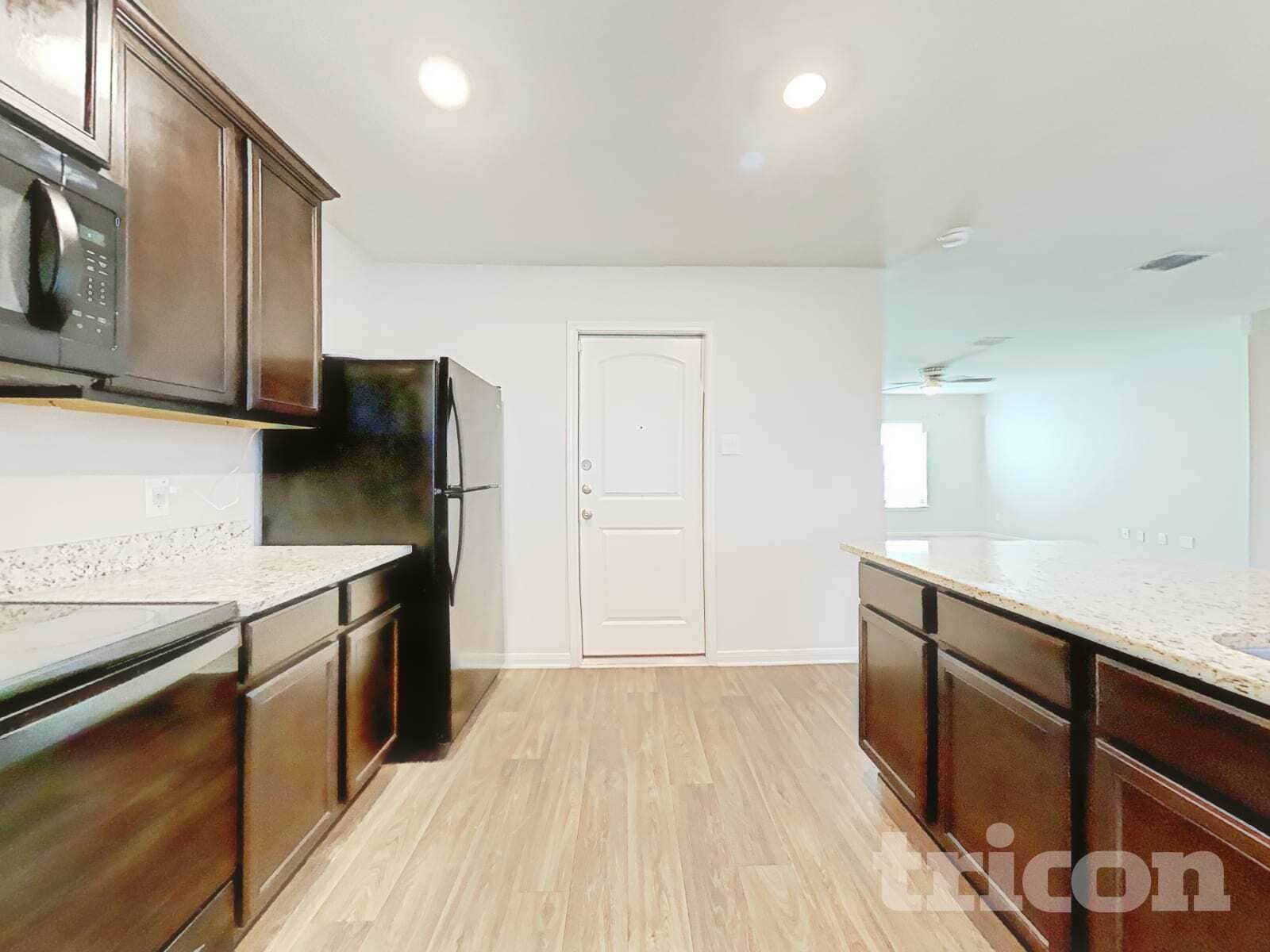 Building Photo - 3119 Gilbert Garden