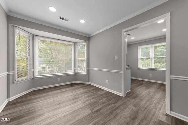 Building Photo - 5501 Sharpe Dr