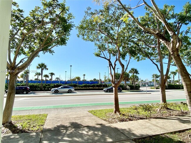 Building Photo - 11202 NW 83rd St