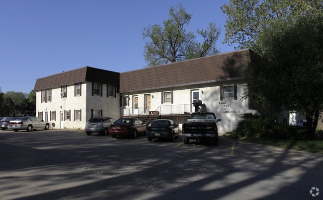 Primary Photo - Randl Apartments