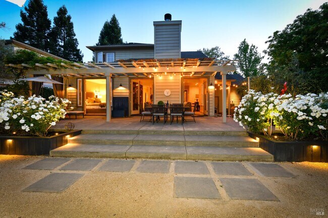 Building Photo - 1571 Voorhees Cir