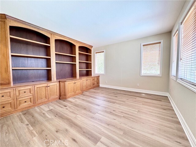 Building Photo - 5 Golden Bear Ct