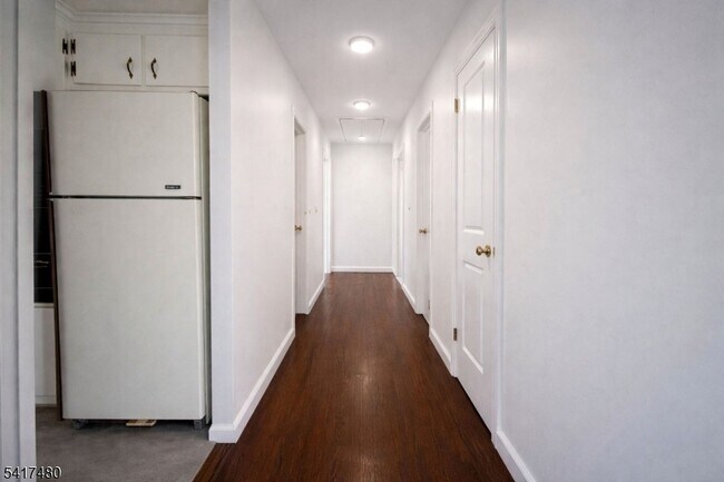 Building Photo - 2828 N Stiles St