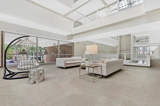 Building Photo - 42 8th St