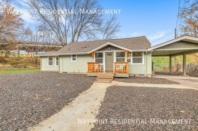 Primary Photo - 2989 S Ivy St