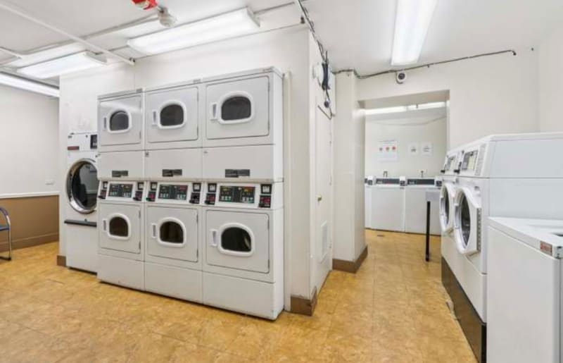 Building Photo - 1463 Mercury Dr