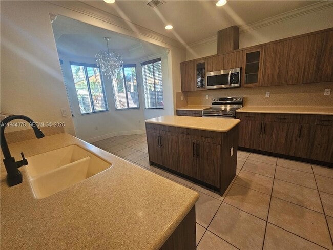 Building Photo - 15387 SW 21 Ln