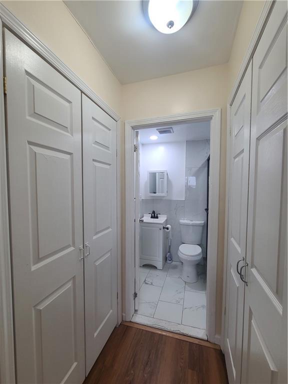 Building Photo - 179 Newport St