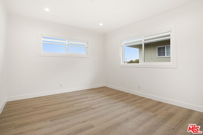 Building Photo - 2908 141st Pl