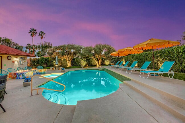 Building Photo - 2230 Tamarisk Rd