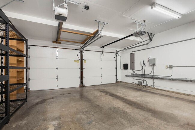 Building Photo - 11402 NE 103rd St