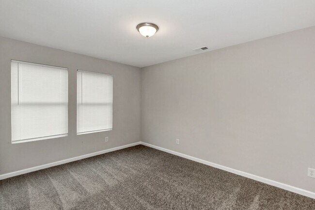 Building Photo - 101 Belle Haven Dr
