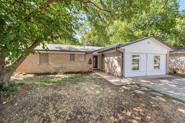 Building Photo - 1624 Americana Blvd