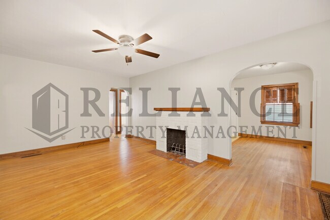Building Photo - 737 S Lorraine Ave