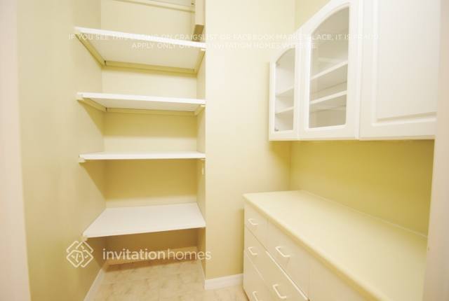 Building Photo - 3051 Westgate Dr