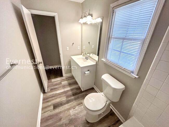 Building Photo - 295 E Burns Ct SW