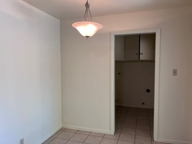 Building Photo - 6801 Las Palamitas Wy