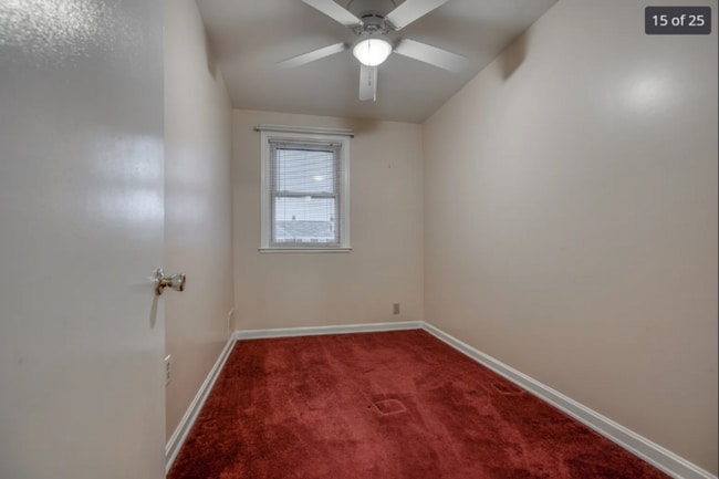 Building Photo - 3 Bedroom Rehabbed Home