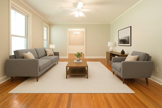 Building Photo - 3 Bedroom 2 Bathroom Home- Pets Considered