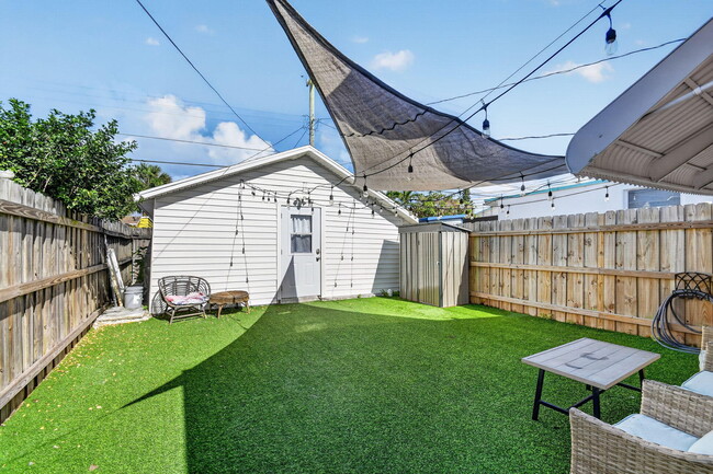 Building Photo - 306 N J St