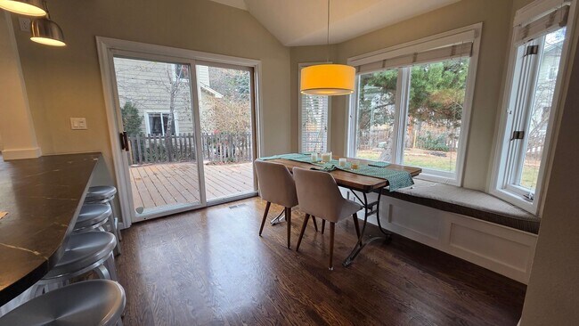 Building Photo - 7 bedroom 5 Bath Home In Desirable Boulder Location - Partially Furnished - 6 Month Lease Only