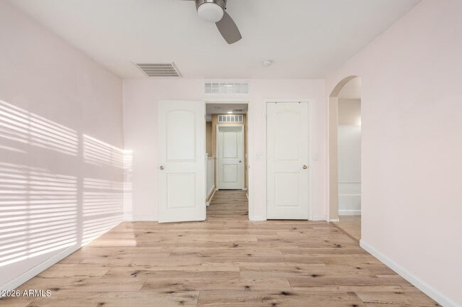 Building Photo - 2031 N 77th Ln