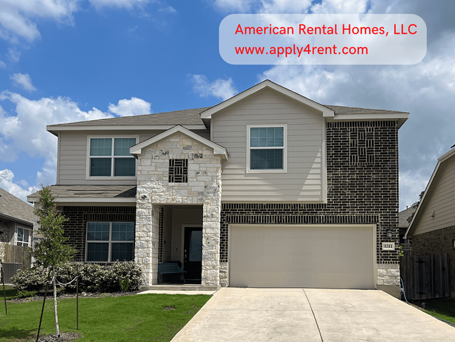 Primary Photo - Large 3036 SF Home - 5 Bed/3 Bath + Media ...