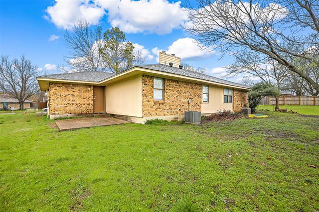 Building Photo - 135 Prairie Creek Cir