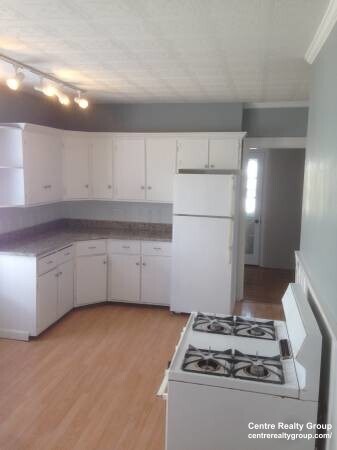 Building Photo - 44 Orchard St