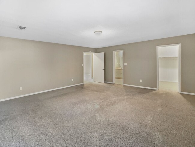 Building Photo - 2123 18th Avenue E Tuscaloosa, AL 35404
