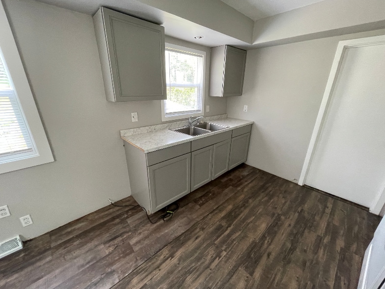 Building Photo - 4514 N 36th Ave