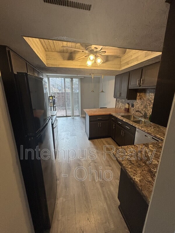 Building Photo - 4994 Wintersong Ln