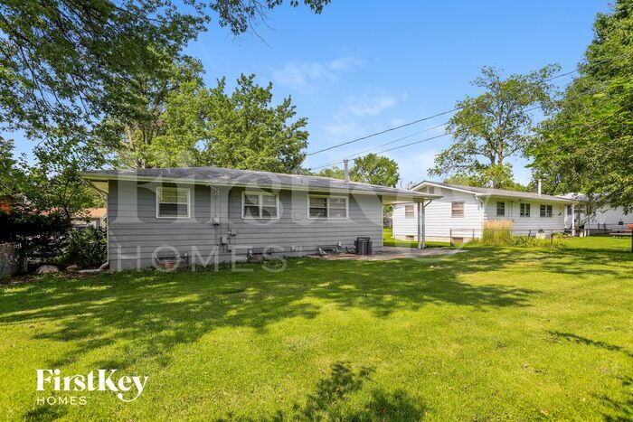 Building Photo - 1355 Del Rey Dr
