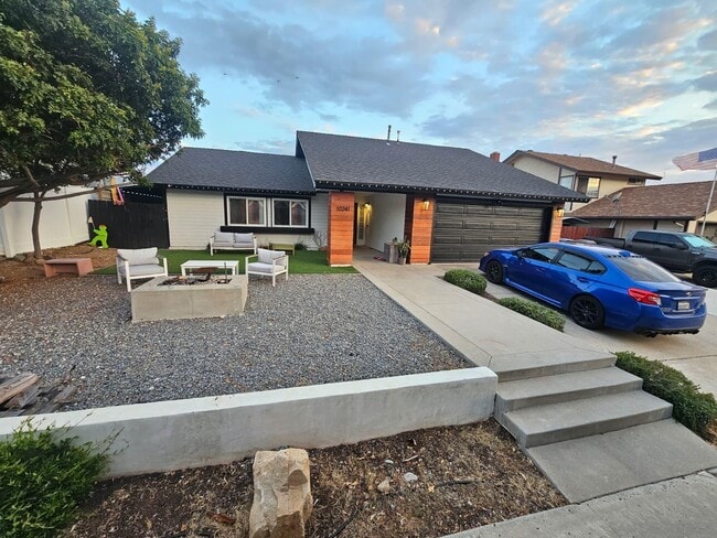 Building Photo - 10241 Easthaven Dr