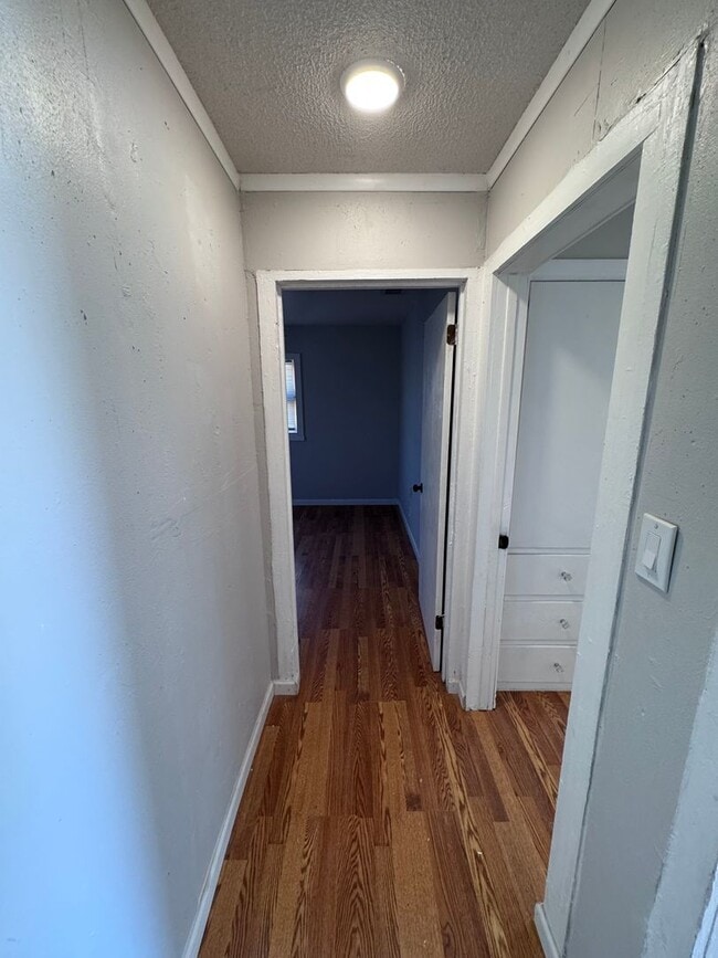 Building Photo - Just Renovated-Right off I-27 and 50th Street