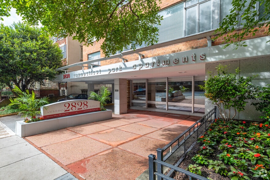 Primary Photo - Connecticut Park Apartments